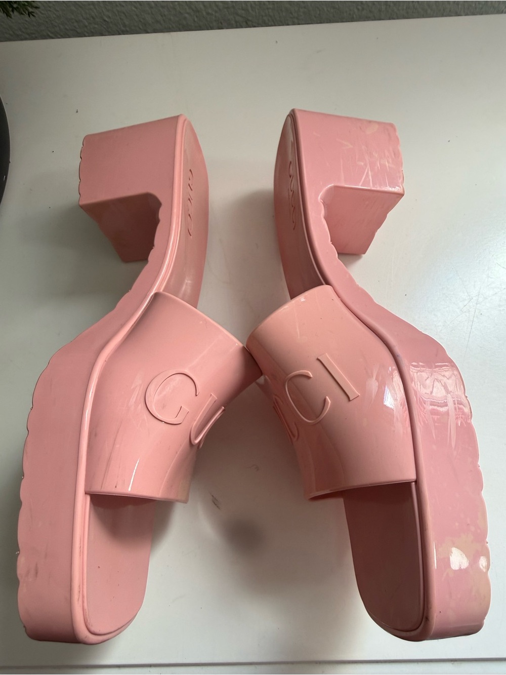 Gucci Rubber size 7 Pink Platform Slide Sandals with Embossed Logo Strap - Picture 9 of 15